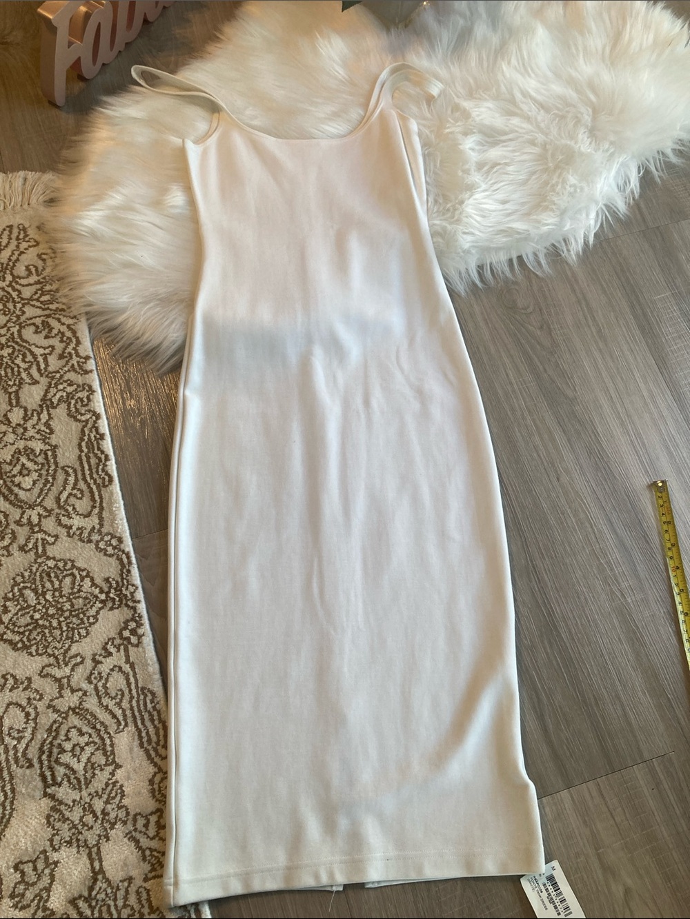 NWT!!! Rare!!! American Apparel White Bodycon Midi Dress, size Medium